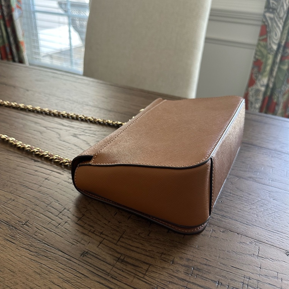 Tory Burch Chain Purse - Picture 10 of 14